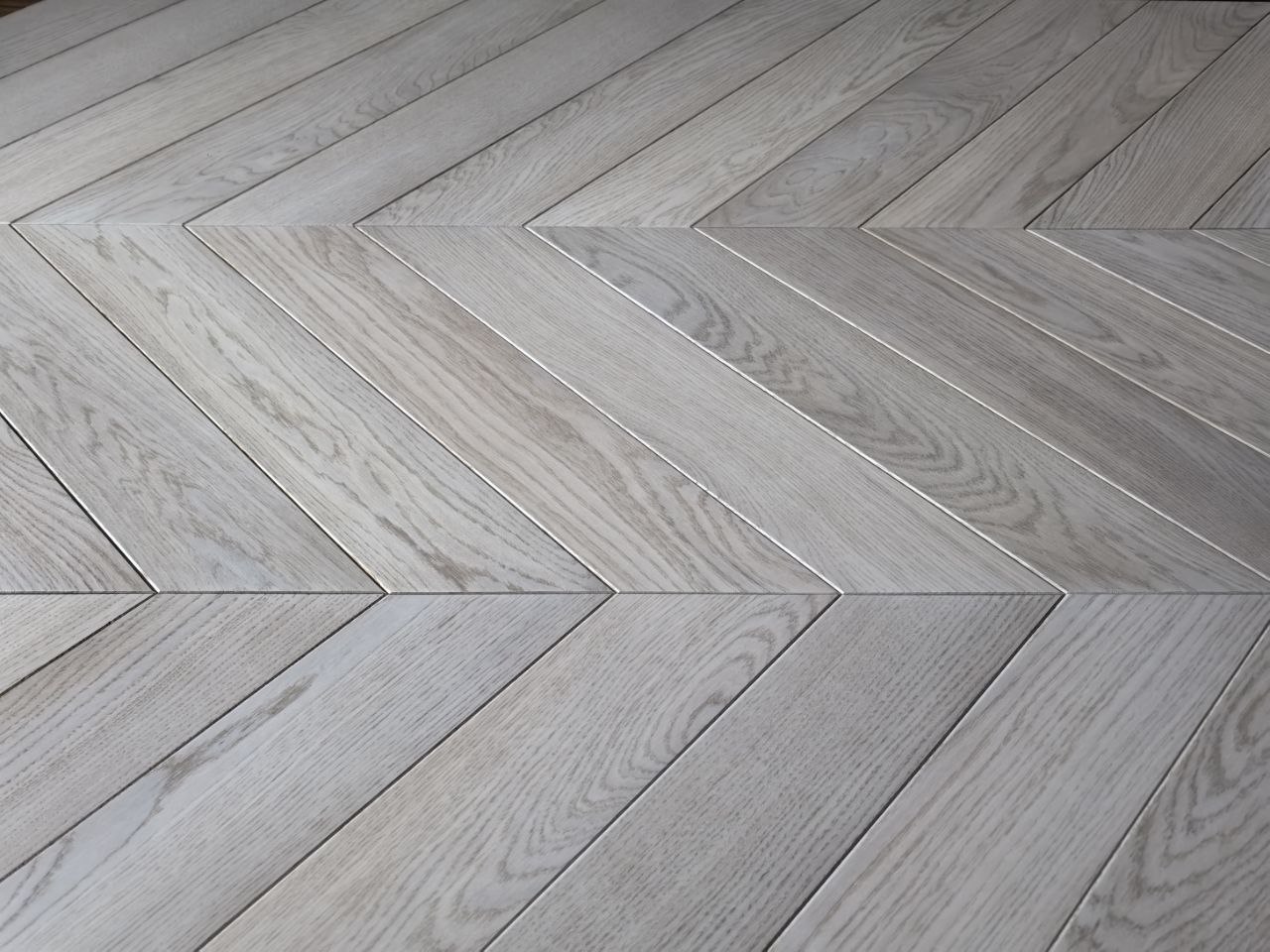Инженерная доска Епаркет Дуб Зефир селект лак французская елка 510×100×15